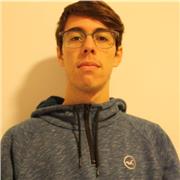 Studente del Politecnico di Torino impartisce lezioni di Fisica